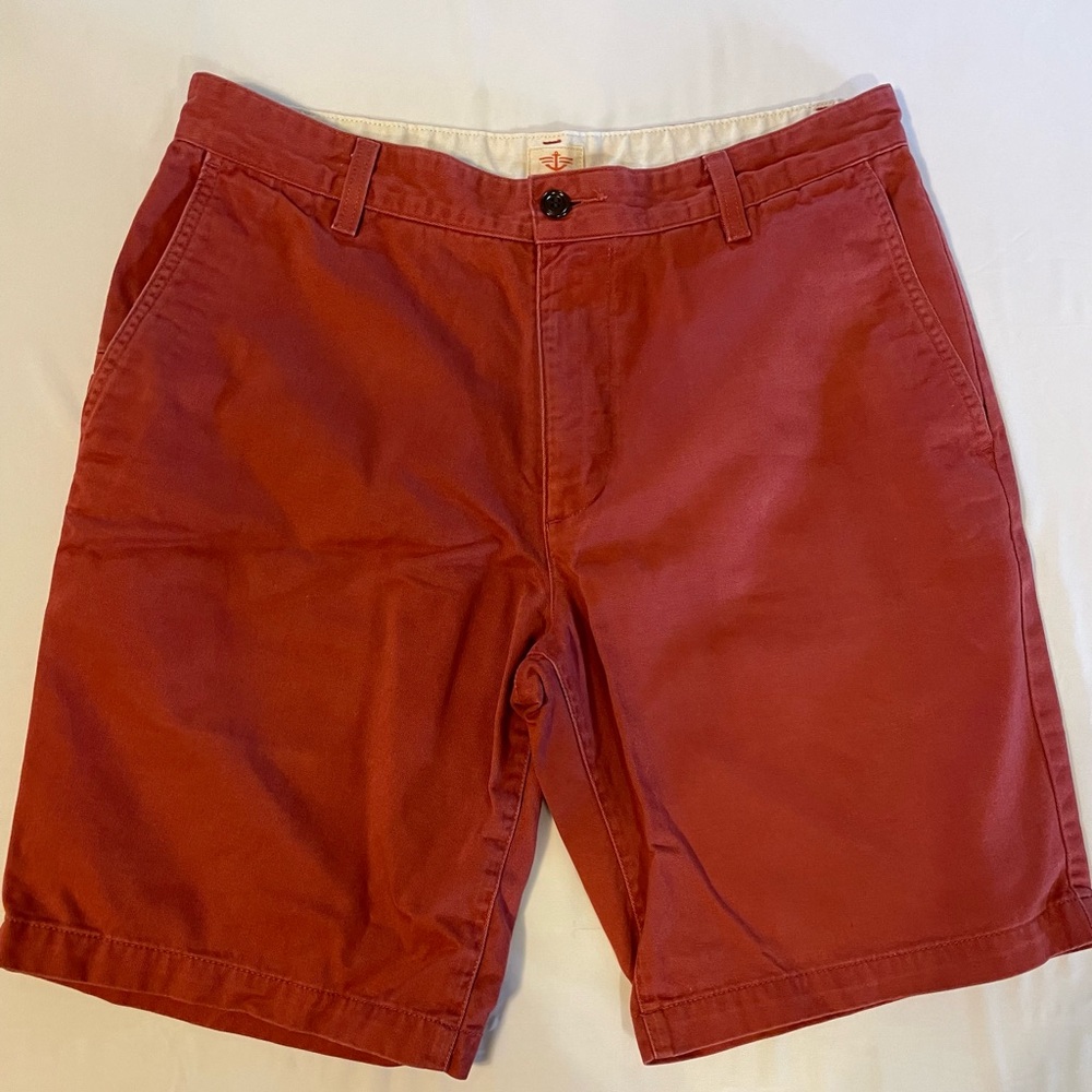 Dockers Men's Rust Red Flat Front Shorts